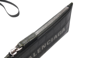 BALENCIAGA バレンシアガ CASH CARD CASE ON KEYRING キャッシュカードケースオンキーリング クロコ型押し カーキ 美品 中古 4c076286