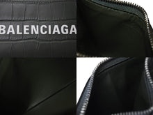 Load image into Gallery viewer, BALENCIAGA バレンシアガ CASH CARD CASE ON KEYRING キャッシュカードケースオンキーリング クロコ型押し カーキ 美品 中古 4c076286