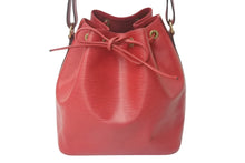Load image into Gallery viewer, LOUIS VUITTON ルイヴィトン プチノエ ショルダーバッグ M44107 レッド エピレザー ゴールド金具 良品 中古 4c076288