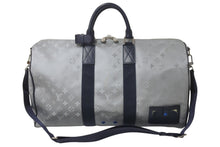Load image into Gallery viewer, LOUIS VUITTON ルイヴィトン キーポルバンドリエール50 ボストンバッグ M44170 モノグラムサテライト シルバー ネイビー 美品 中古 4c076294