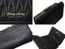 Load image into Gallery viewer, MIUMIU ミュウミュウ マテラッセ 三つ折り財布 コンパクトウォレット ロゴ レザー GP ブラック ゴールド金具 美品 中古 4c076317