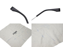 Load image into Gallery viewer, FENDI フェンディ サングラス M0098 クリア シルバー ブランドロゴ プラスチック イタリア製 美品 中古 4c076321