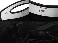 Load image into Gallery viewer, CHANEL シャネル ヒップバッグ 2WAYハンドバッグ ショルダーバッグ 5番台 レザー ブラック シルバー金具 美品 中古 4c076329