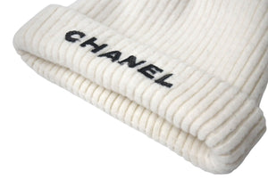 極美品 CHANEL シャネル ニットキャップ ビーニー ニット帽 ロゴ カシミヤ ホワイト 2022AW 中古 4c076339