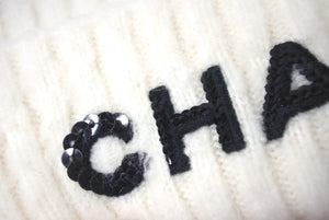極美品 CHANEL シャネル ニットキャップ ビーニー ニット帽 ロゴ カシミヤ ホワイト 2022AW 中古 4c076339
