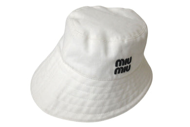 MIUMIU ミュウミュウ エンブロイダリー バケットハット ロゴ 5HC341 2DXI コットン ホワイト ブラック サイズL 美品 中古 4c076340