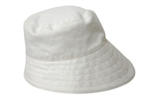 画像をギャラリービューアに読み込む, MIUMIU ミュウミュウ エンブロイダリー バケットハット ロゴ 5HC341 2DXI コットン ホワイト ブラック サイズL 美品 中古 4c076340