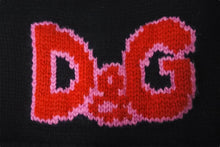 Load image into Gallery viewer, 極美品 DOLCE&amp;GABBANA ドルチェアンドガッバーナ ニット帽 帽子 キャップ ビーニー カシミヤ ブラック レッド 中古 4c076342