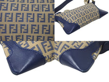 Load image into Gallery viewer, FENDI フェンディ ズッキーノ ショルダーバッグ アクセサリーポーチ 8BR485 ベージュ ネイビー コットンキャンバス レザー 良品 中古 4c076343