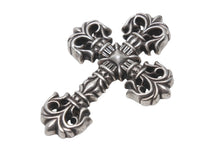 画像をギャラリービューアに読み込む, CHROME HEARTS クロムハーツ フィリグリークロス スモール ペンダントトップ チャーム 重量約89.6g シルバー925 美品 中古 62595