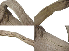 Load image into Gallery viewer, BOTTEGA VENETA ボッテガヴェネタ イントレチャート ホーボー ワンショルダーバッグ ミデュアム ベージュ 115653 良品 中古 4c076370