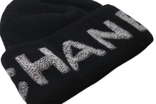 Load image into Gallery viewer, CHANEL シャネル ロゴ ニットキャップ ニット帽 ビーニー ユニセックス ブラック ウール カシミヤ 美品 中古 4c076390
