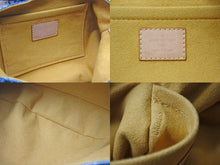 Load image into Gallery viewer, LOUIS VUITTON ルイヴィトン モノグラムデニム ミニプリーティ PM ハンドバッグ M95020 レザー ブルー 美品 中古 4c076414
