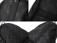 Load image into Gallery viewer, 極美品 LOUIS VUITTON ルイヴィトン エクリプス キーポル バンドリエール45 ボストンバッグ M40569 シルバー金具 ブラック 中古 4c076419