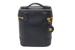 極美品 CHANEL シャネル バニティ ハンドバッグ ブラック キャビアスキン 6番台 ココマーク ロゴ 小物入れ ゴールド金具 中古 4c076448