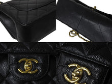 Load image into Gallery viewer, 極美品 CHANEL シャネル デカマトラッセ30 Wフラップ Wチェーン ショルダーバッグ ランダム番台 キャビアスキン ブラック ゴールド金具 中古 4c076476