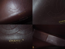 Load image into Gallery viewer, 極美品 CHANEL シャネル デカマトラッセ30 Wフラップ Wチェーン ショルダーバッグ ランダム番台 キャビアスキン ブラック ゴールド金具 中古 4c076476