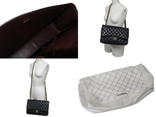 Load image into Gallery viewer, 極美品 CHANEL シャネル デカマトラッセ30 Wフラップ Wチェーン ショルダーバッグ ランダム番台 キャビアスキン ブラック ゴールド金具 中古 4c076476
