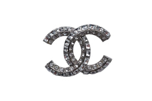CHANEL シャネル ココマーク ピアス 両耳用 重量約3.2g P19P刻印 メタル ラインストーン シルバー クリア 良品 中古 4c076487
