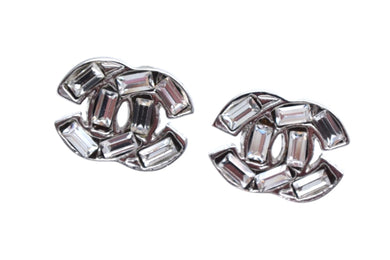 CHANEL シャネル ココマーク ピアス 両耳用 重量約4.5g 01P刻印 メタル ラインストーン シルバー クリア 美品 中古 4c076481