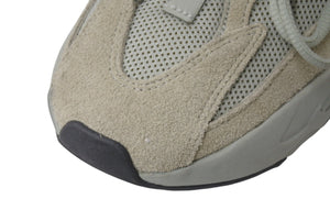 Adidas YEEZY BOOST 700 イージーブースト700 カニエウェスト ANALOG アナログ EG7596 アイボリー グリーン US7 25.5cm 中古 4c076701