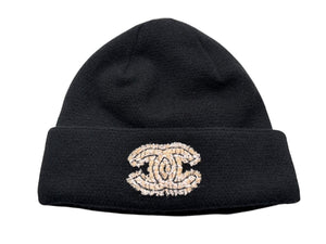 極美品 CHANEL シャネル SS23 CC Logo Beanie CCロゴ ビーニー AA8603 カシミヤ ココマーク ブラック ジェニー着用モデル 中古 4b007698