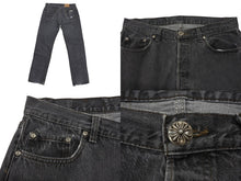 Load image into Gallery viewer, 新品同様 CHROME HEARTS クロムハーツ LEVI&#39;S 501 デニムパンツ クロスボールボタン ブラック サイズ34 中古 4b008053
