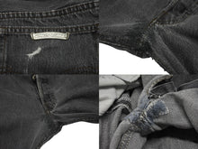 Load image into Gallery viewer, 新品同様 CHROME HEARTS クロムハーツ LEVI&#39;S 501 デニムパンツ クロスボールボタン ブラック サイズ34 中古 4b008053