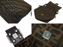 Load image into Gallery viewer, 極美品 FENDI フェンディ マンマバケット ワンショルダーバッグ 26325 ズッカ柄 ブラウン キャンバス レザー シルバー金具 中古 4b009080