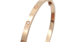 画像をギャラリービューアに読み込む, CARTIER カルティエ LOVE BRACELET SMALL ラブ ブレスレット バングル スモールモデル ハーフダイヤ イエローゴールド 750 サイズ15 美品 中古 4b009412