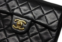 Load image into Gallery viewer, CHANEL シャネル ミニマトラッセ17 Sフラップ Sチェーンショルダーバッグ 1番台 ラムスキン ココマーク ブラック 美品 中古 4b009874