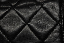 Load image into Gallery viewer, CHANEL シャネル ミニマトラッセ17 Sフラップ Sチェーンショルダーバッグ 1番台 ラムスキン ココマーク ブラック 美品 中古 4b009874