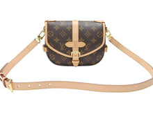 Load image into Gallery viewer, 極美品 LOUIS VUITTON ルイヴィトン ソミュール BB ショルダーバッグ M46740 モノグラム PVC レザー ゴールド金具 中古 4b006591