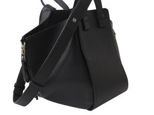 極美品 LOEWE ロエベ ハンモックバッグ スモール ショルダーバッグ エンボス加工 2way レザー ブラック シルバー金具 中古 4b003003