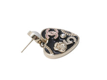 Load image into Gallery viewer, CHANEL シャネル ドロップピアス 重量約21.0g B24S刻印 ココマーク ハート パール No.5 カメリア メタル ゴールド ブラック 美品 中古 4b005541