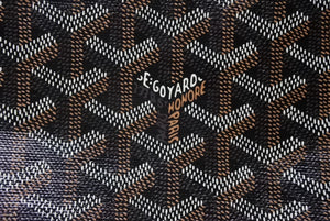 極美品 GOYARD ゴヤール セナMM クラッチバッグ ヘリンボーン柄 ブラック ブラウン PVC レザー 中古 4b007912