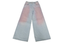 Load image into Gallery viewer, CHANEL シャネル グラデーションワイドデニムパンツ P76361V68290 サイズ34 ココボタン ココマーク ラインストーン 美品 中古 4c070300