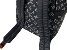 Load image into Gallery viewer, 新品未使用 LOUISVUITTON ルイヴィトン アポロバッグ モノグラムインク アップサイドダウン リュックサック M43676 ネイビー 中古 4c072865