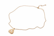 Load image into Gallery viewer, NINA RICCI ニナリッチ フラワーモチーフ ネックレス ゴールド GP 7.7g ロゴ アクセサリー ジュエリー 小物 美品 中古 20564
