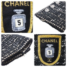 Load image into Gallery viewer, CHANEL シャネル エンブレム スパンコール No.5 05C P24957 ツイード ロゴ 激レア ロングコート 36 美品 中古 22088