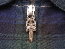 Load image into Gallery viewer, CHROME HEARTS クロムハーツ シャツ ダガージップ ダガー チェックシャツ シャツ グリーン 緑 ユニセックス 中古 22471