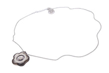 Load image into Gallery viewer, CLATHAS クレイサス ネックレス フラワー モチーフ アクセサリー ラインストーン メッキ ブラック シルバー 美品 中古 22980