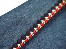 Load image into Gallery viewer, CHANEL シャネル 希少 ヴィンテージ P02341V001219 デニム パンツ ココマーク 刺繍 トリミング インディゴ 美品 23129