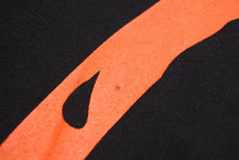 Load image into Gallery viewer, VLONE NIKE x fragment PARKING GINZA ナイキ ヴィーロン フラグメント 半袖Ｔシャツ ブラック オレンジ サイズS 美品 中古 23263