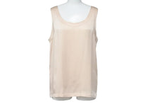 Load image into Gallery viewer, CHANEL シャネル タンクトップ トップス ココマークボタン シルク ピンク ゴールド金具 サイズ40 美品 中古 23770