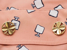 Load image into Gallery viewer, CHANEL シャネル ヴィンテージ 香水柄 ワンピース 42 総柄 ピンク ココマーク 長袖 クローバーボタン 中古 24970 正