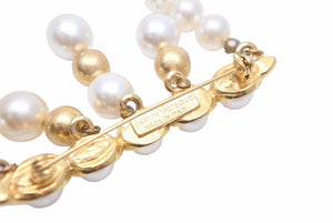VERSACE ヴェルサーチ フェイクパール ブローチ ゴールド GP ラインストーン アクセサリー 中古 25668 