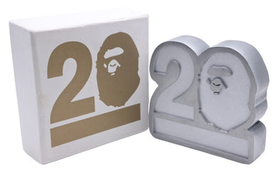 非売品 A BATHING APE アベイシングエイプ ペーパーウエイト 文鎮 APE20th Anniversary シルバー 美品  26966