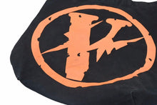 Load image into Gallery viewer, vlone x fragment ヴィーローン フラグメント 2017ss ヴィンテージ ロゴ バッグ トートバッグ 中古 27874