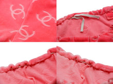 Load image into Gallery viewer, CHANEL シャネル ベロアパンツ ショートパンツ ボトムス レディース ココマーク ボタン ピンク シルバー金具 美品 中古 28468